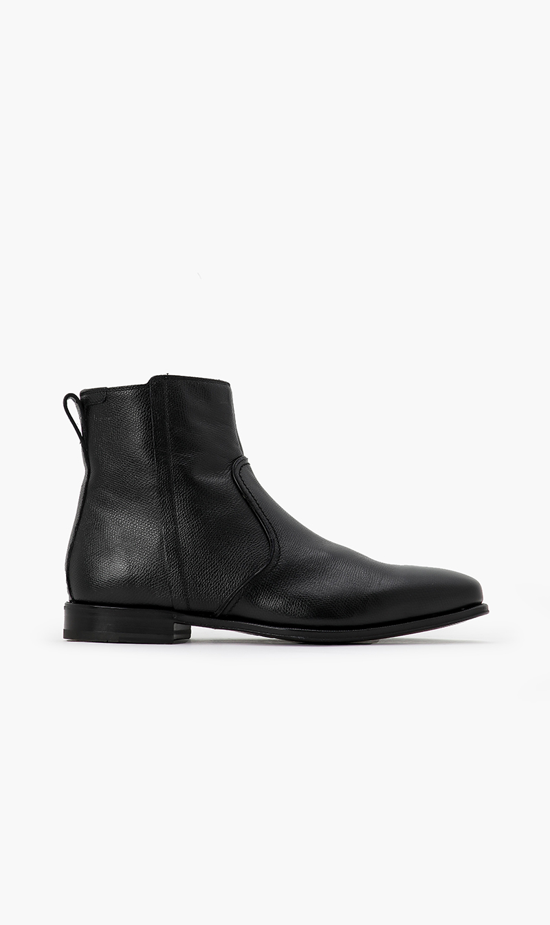 

Salvatore Ferragamo Spider Leather Boots