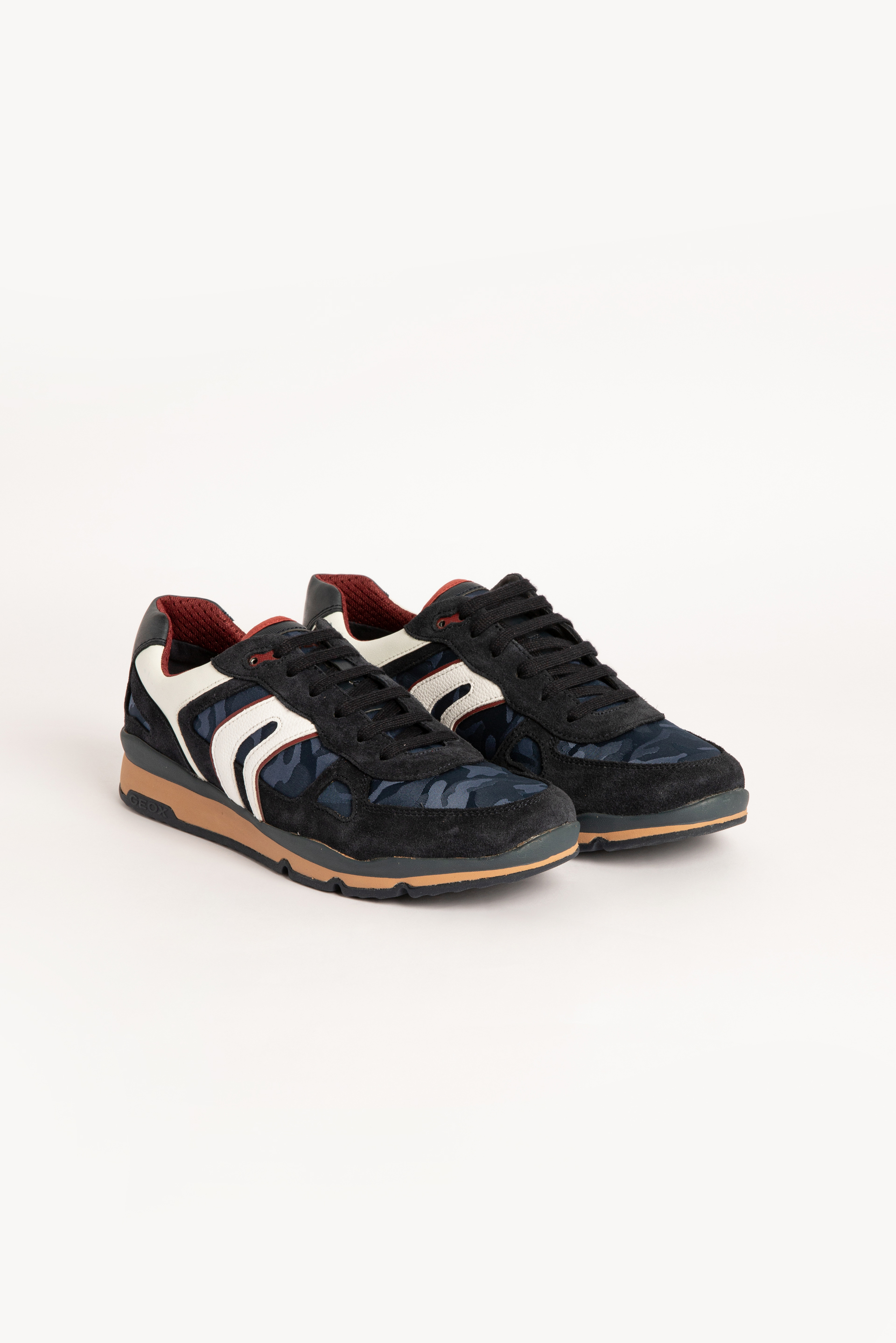 

Geox Lace-up Sandford Sneakers