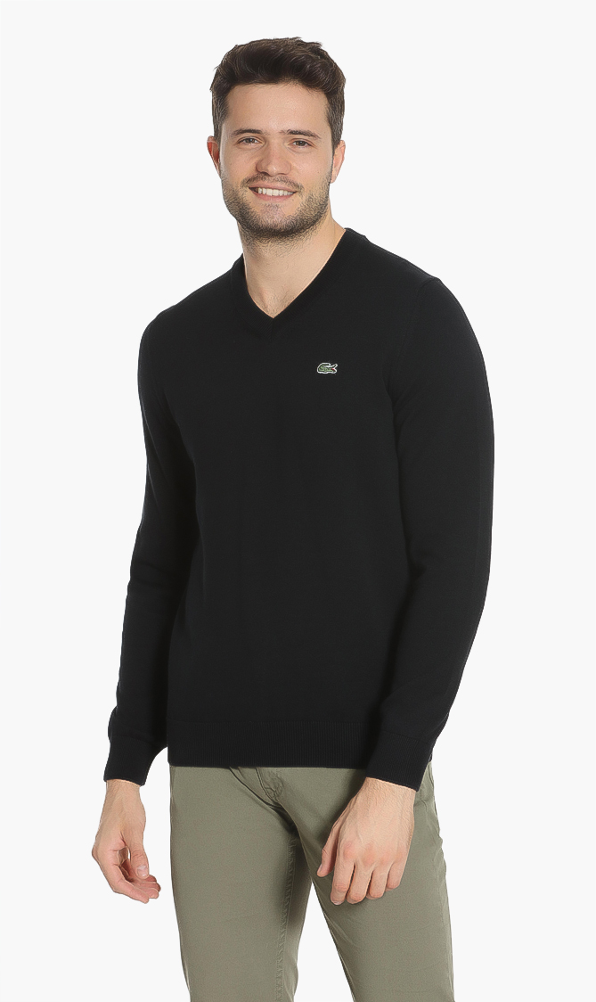 

Lacoste Classic Fit V-neck Sweater