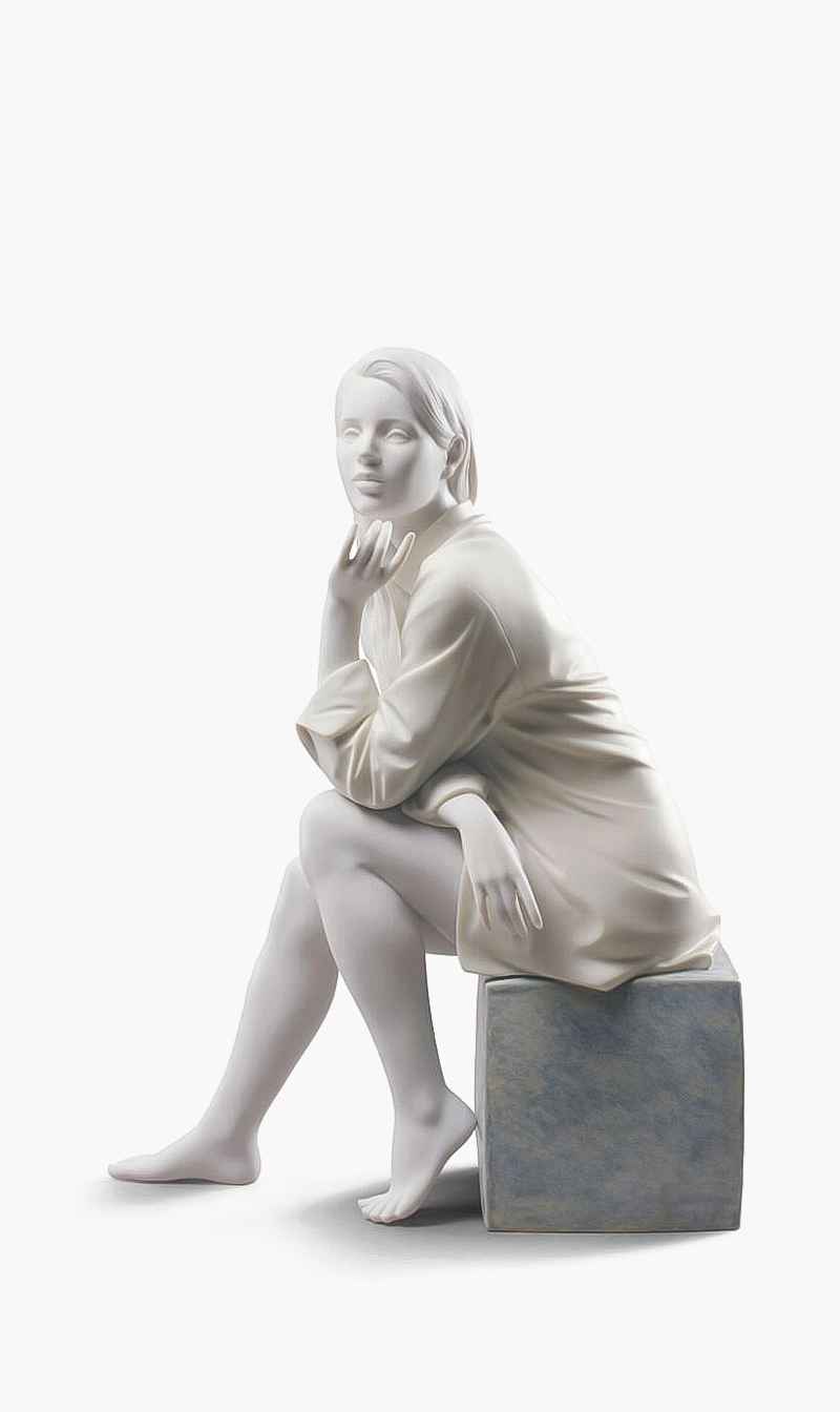 

Lladro In My Thoughts Woman Figurine