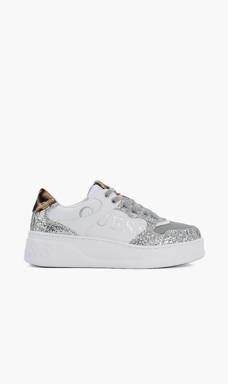 

Cleva Sneakers