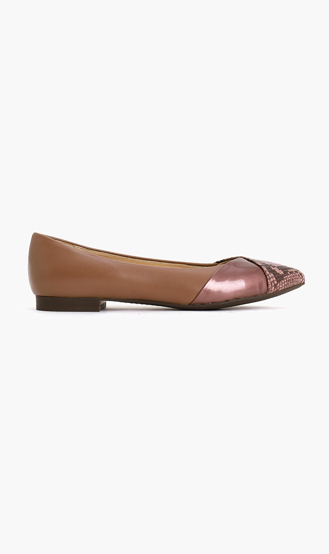 

Geox Rhosyn Leather Flats