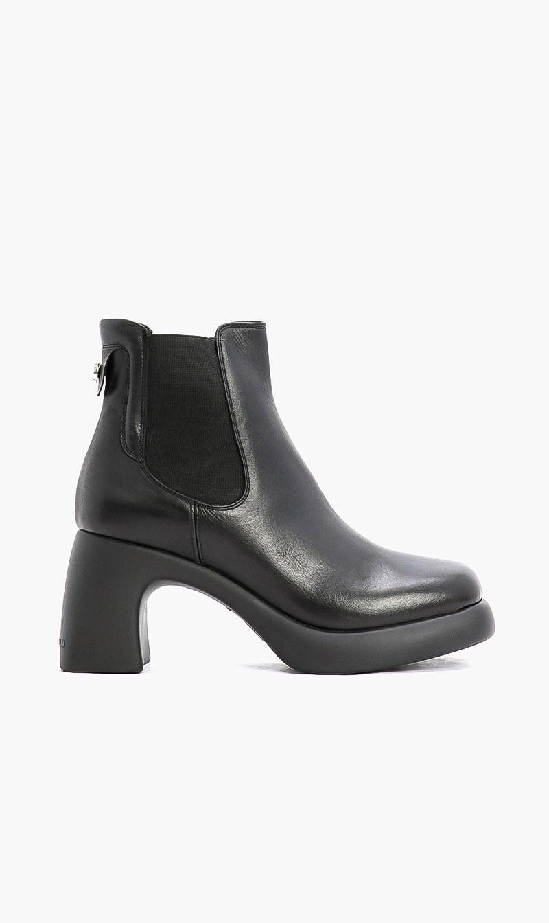 

Karl Lagerfeld Black Mid Gore Boots for Women | The Deal Outlet