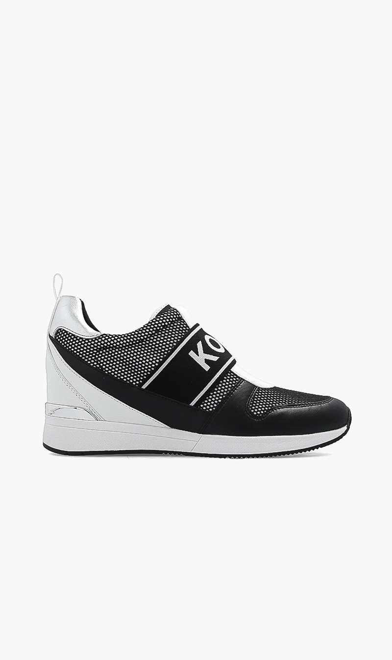 

Maven Slip On Trainder, Black