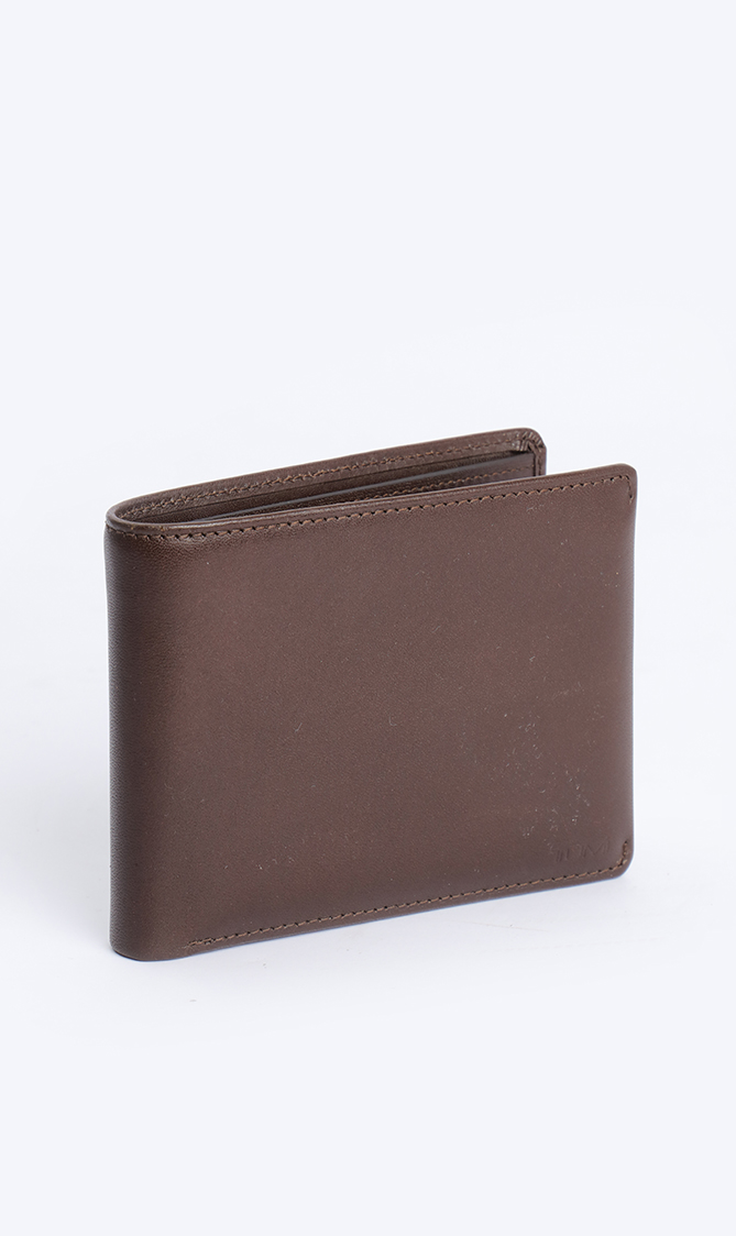 

Tumi Nassau Slg Global Removable Passcase