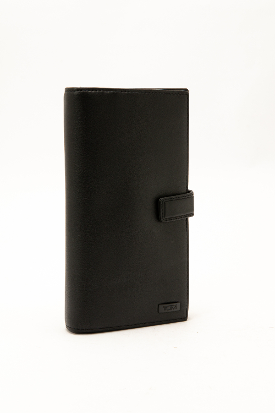 

Tumi Horizon Passport Travel Wallet W/zip Pouch