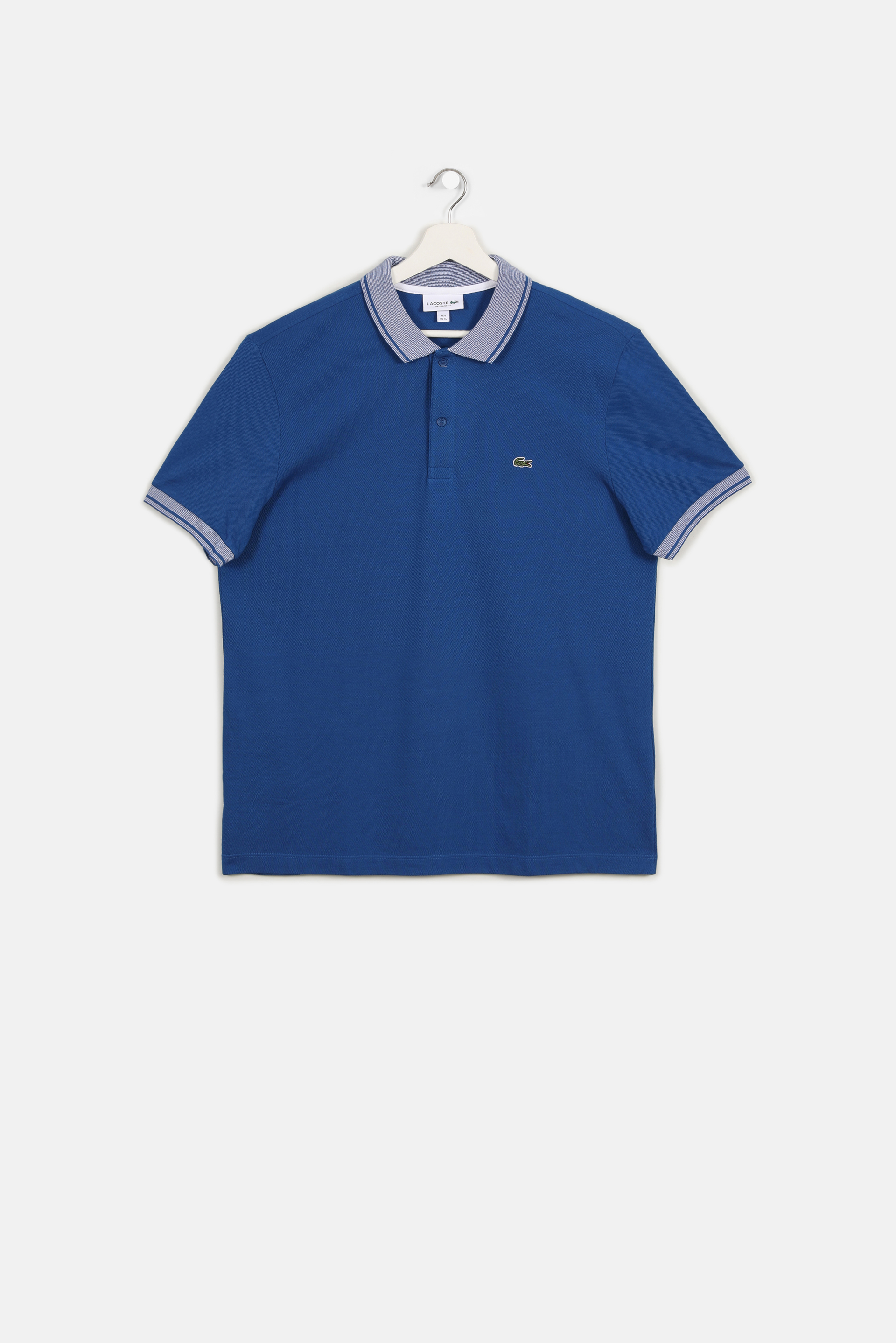 

Lacoste Contrast Chevron Tipped Regular Fit Polo