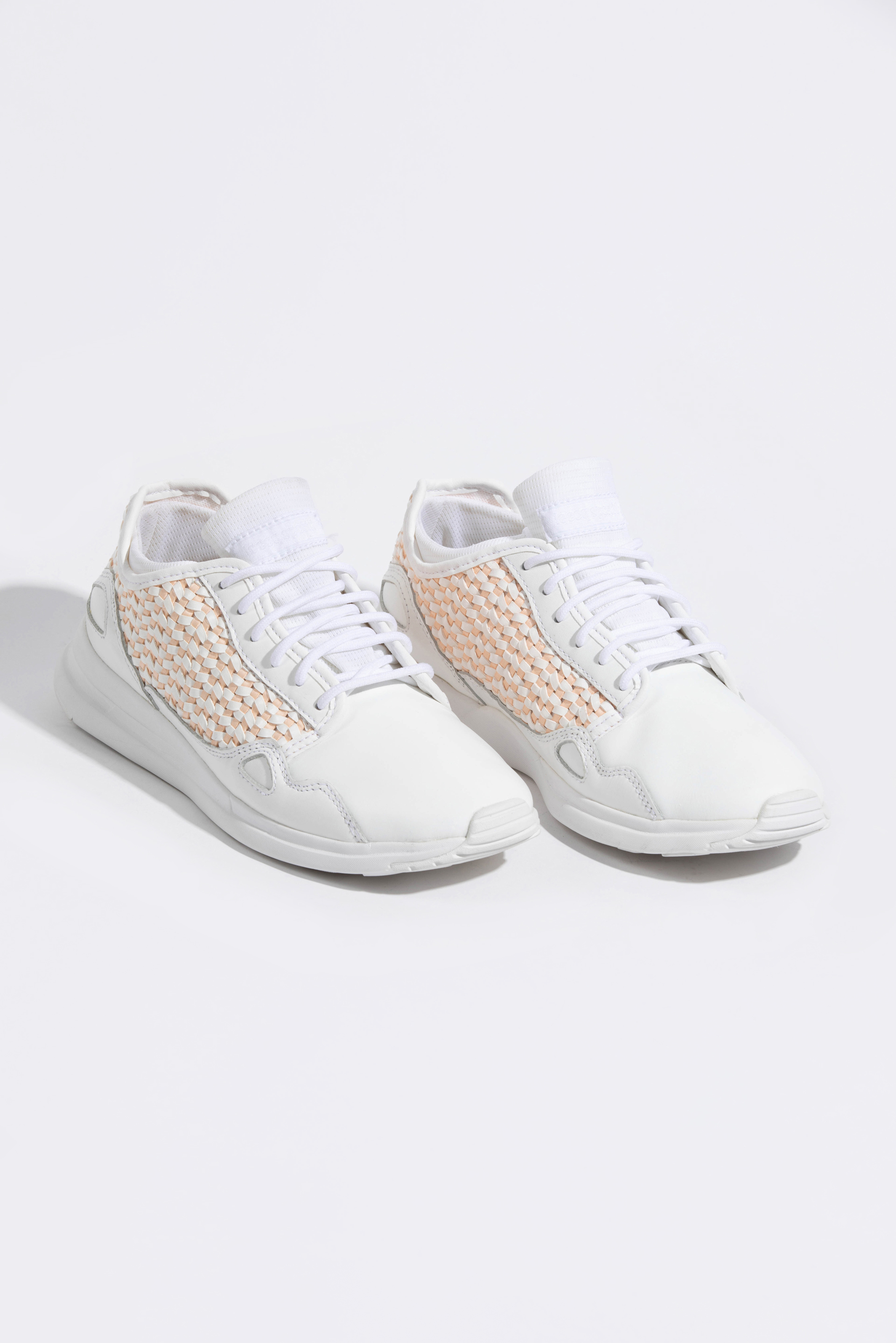 

Le Coq Sportif Lcs R Flow W Woven Lace-up Sneakers
