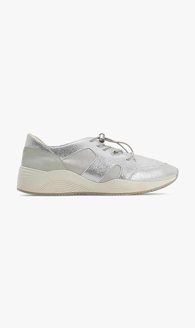 

Geox Omaya Leather Sneakers