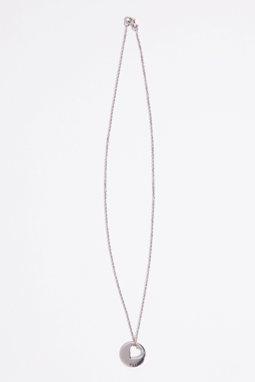 

Ovale White Gold Heart Pendant Necklace