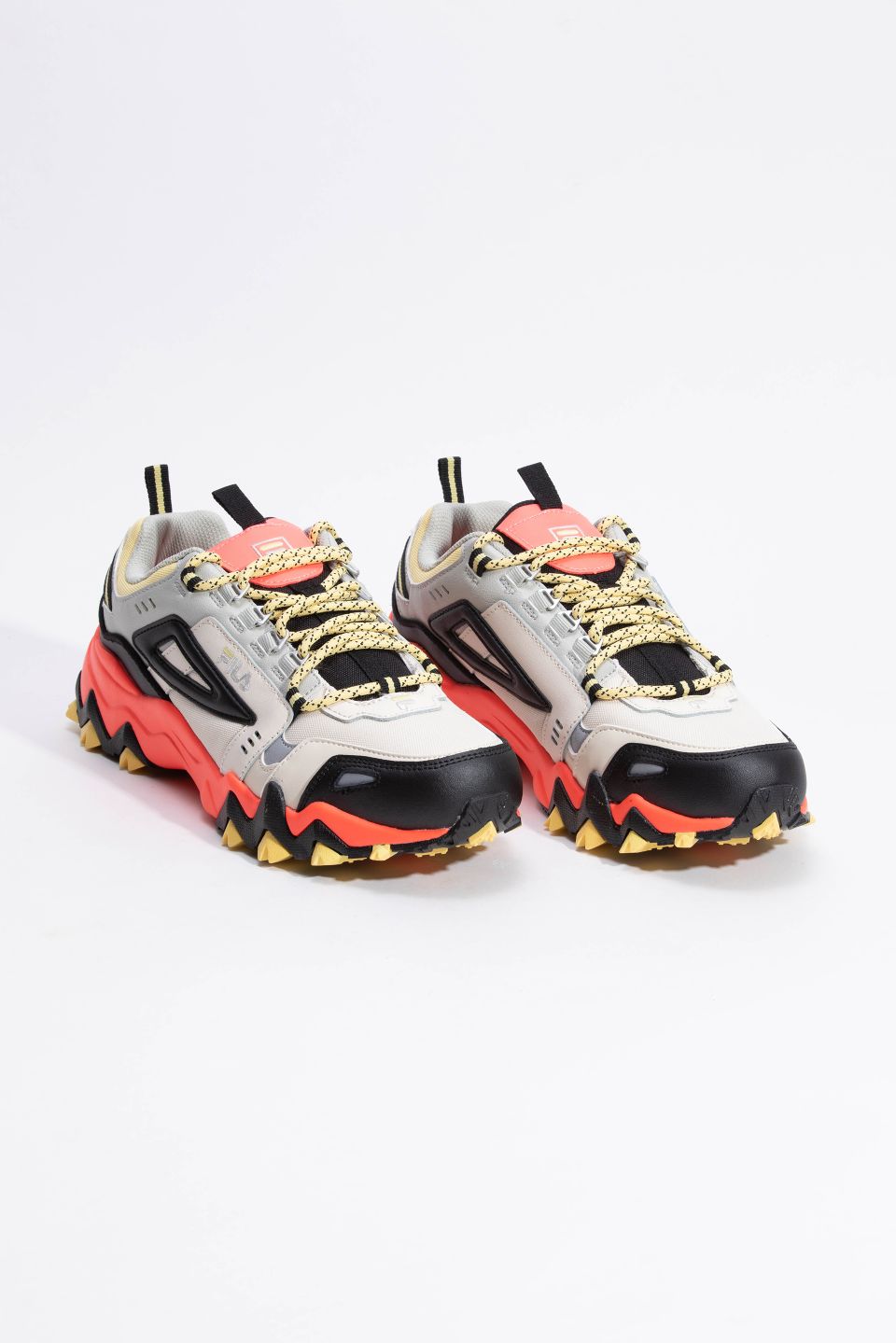 

Fila Oakmont Tr Gardenia/black Sneakers