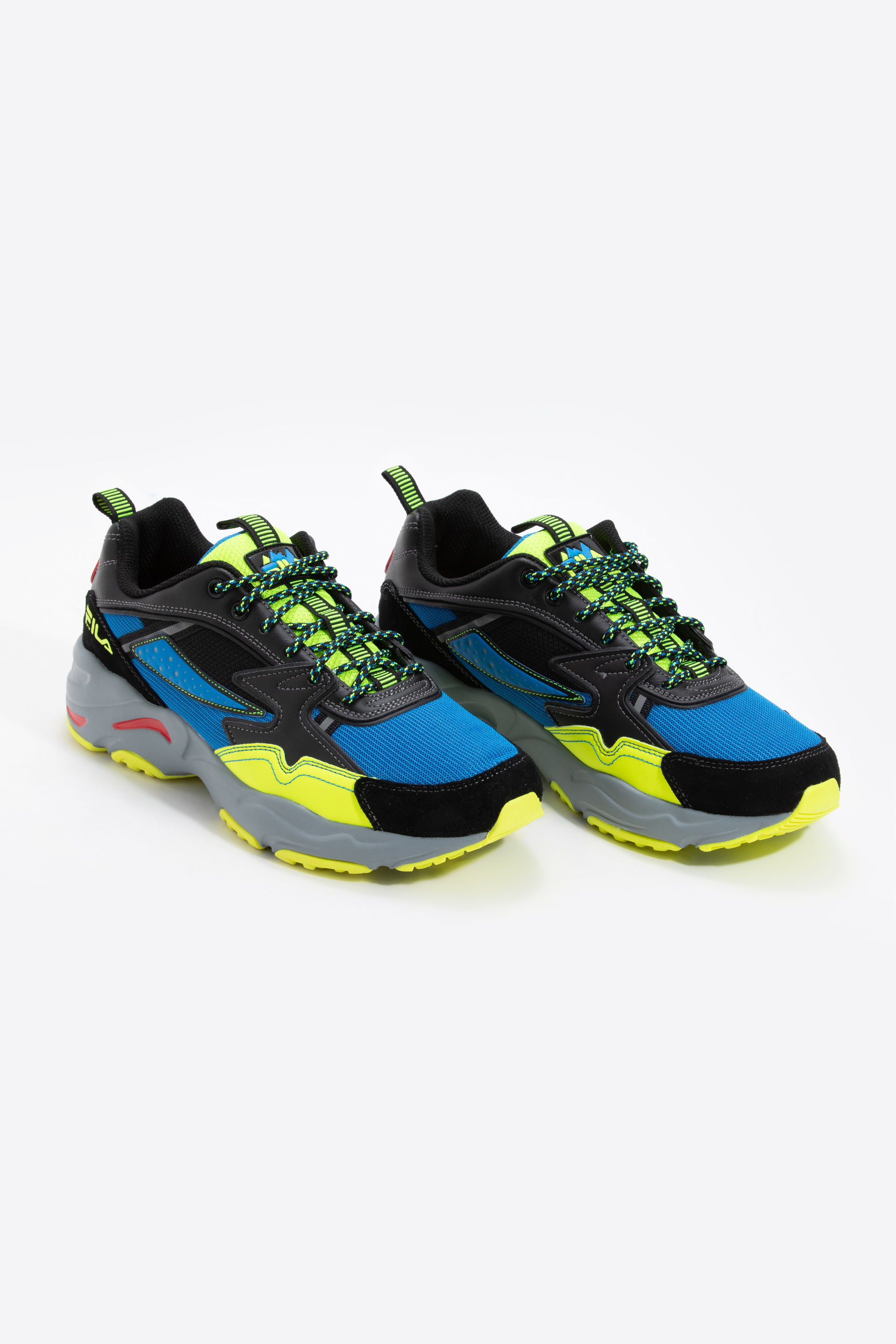 

Fila Trail Tracer Trainers