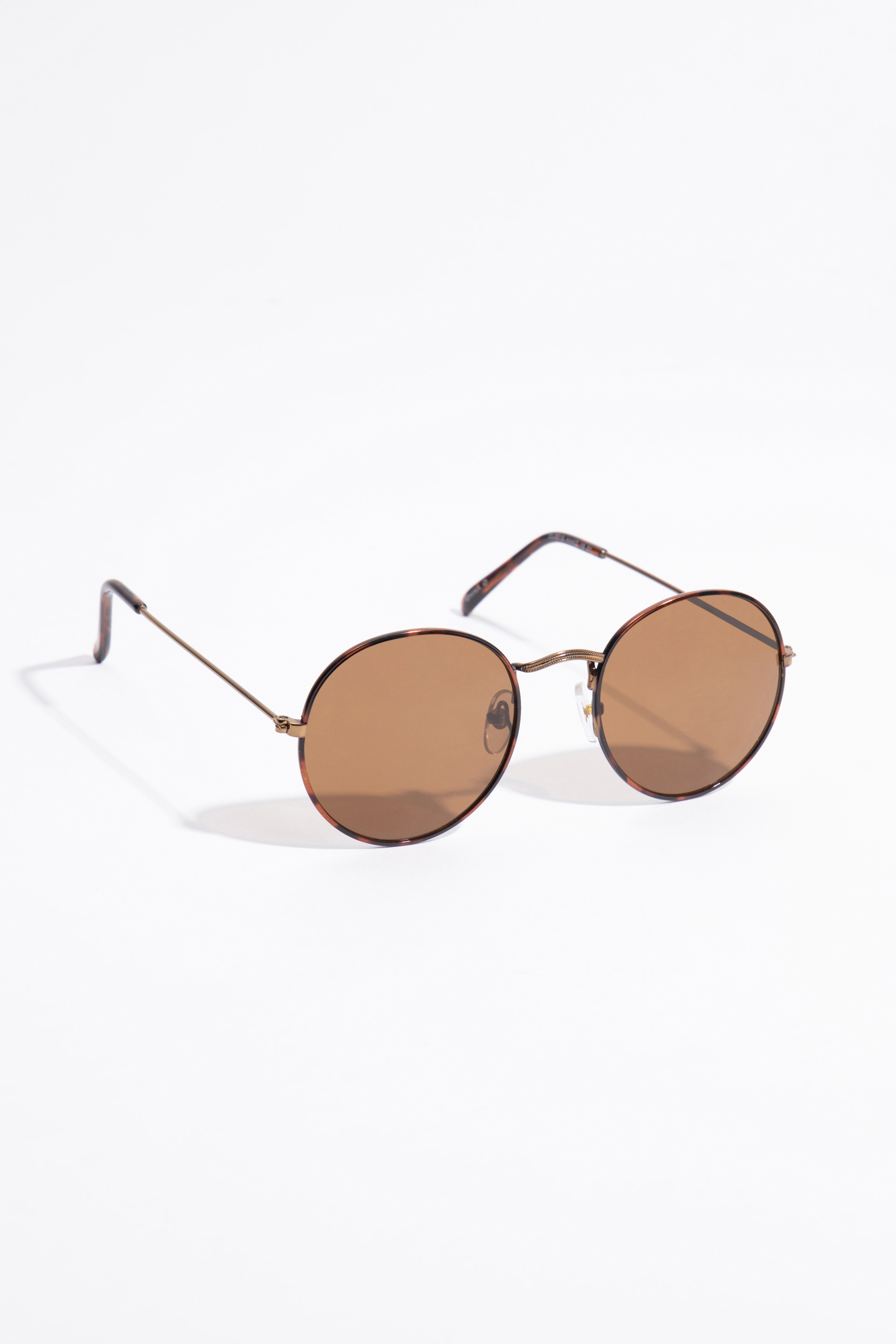 

Foster Grant Round Sunglasses