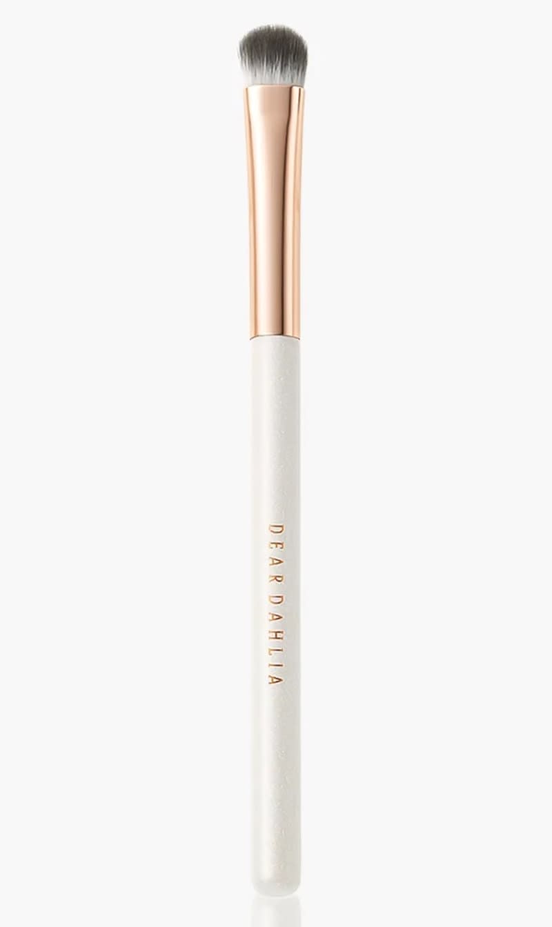

Dear Dahlia Others Blooming Brush , 157 Small Shadow Brush for Women | The Deal Outlet