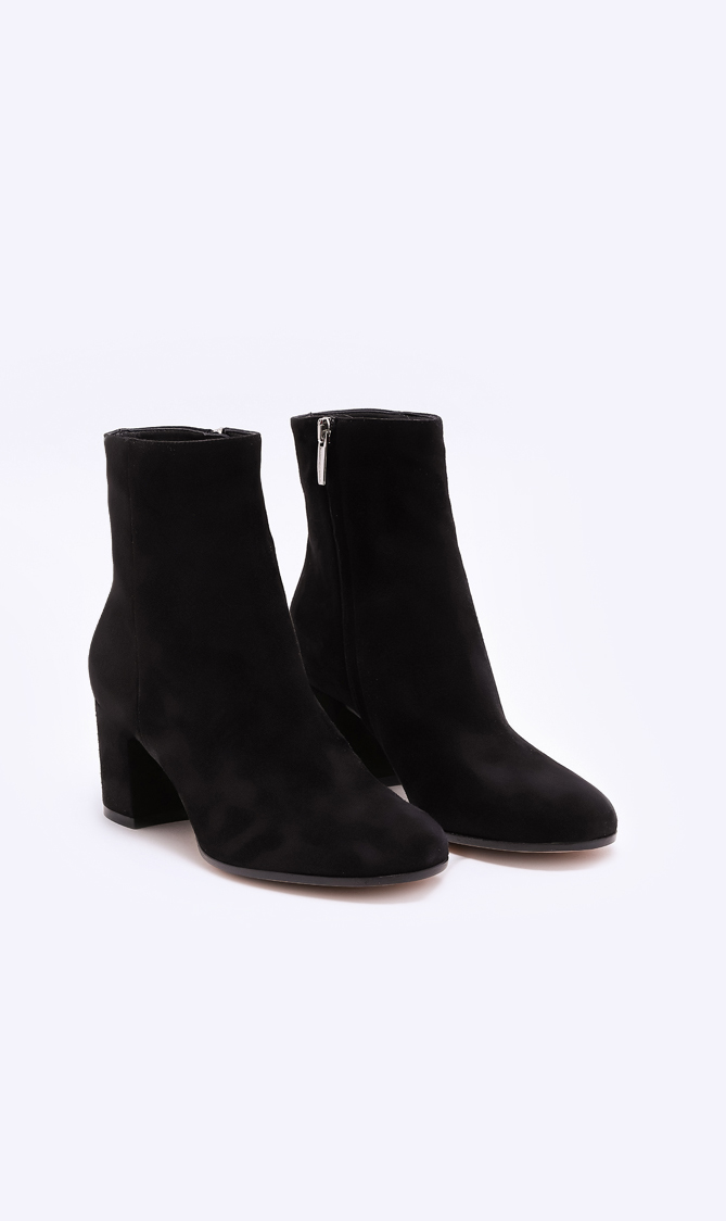 

Gianvito Rossi Suede Ankle Boots
