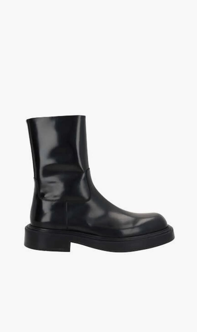 

Salvatore Ferragamo Black formia for Men | The Deal Outlet