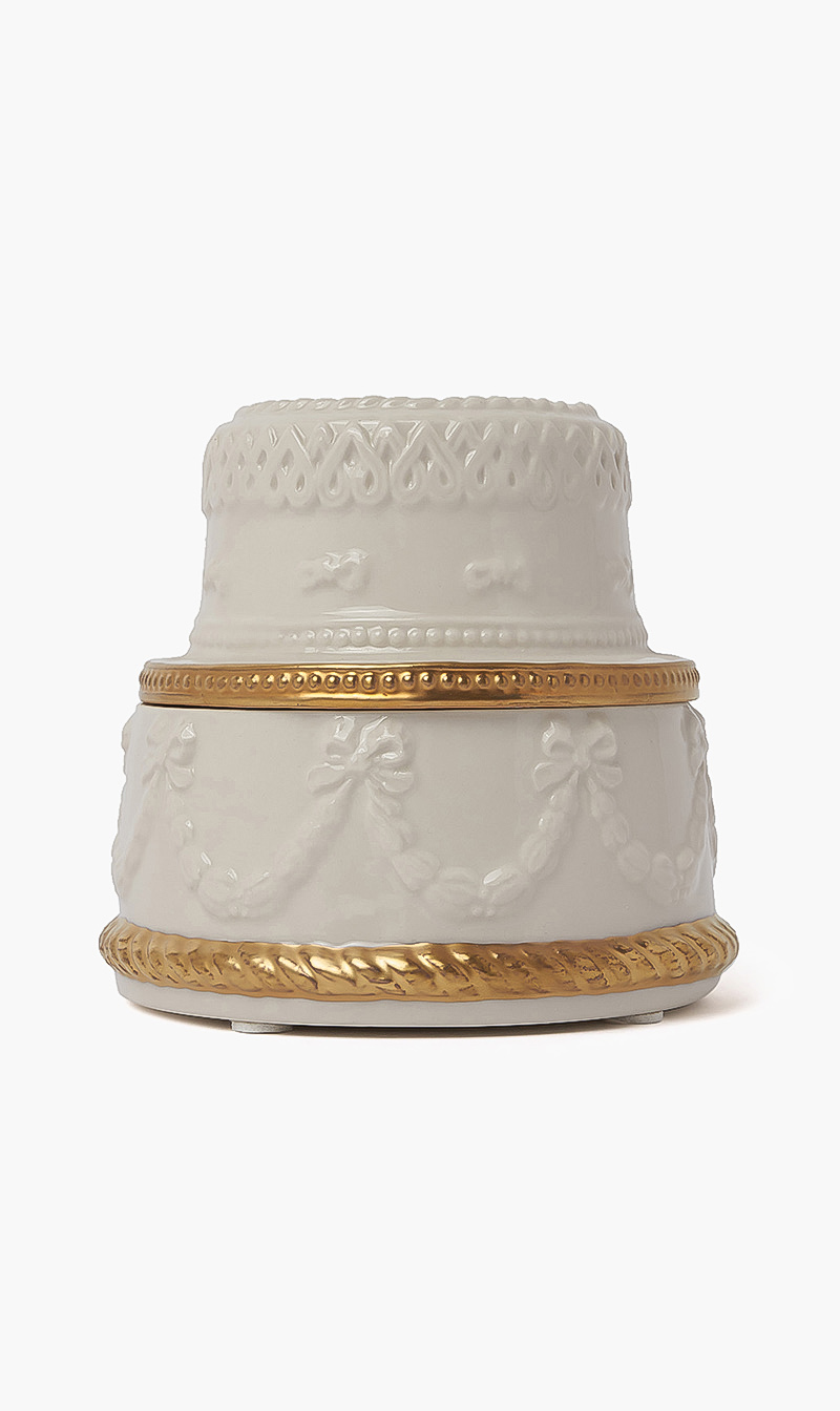 

Villari Chantilly Two Tier Cake Scented Candle 175 Gr