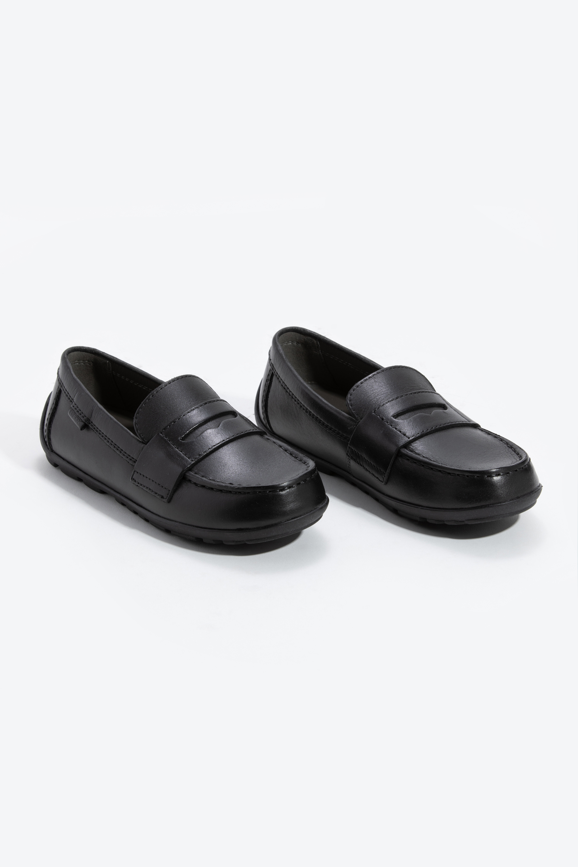 

Geox J New Fast B. A Loafers