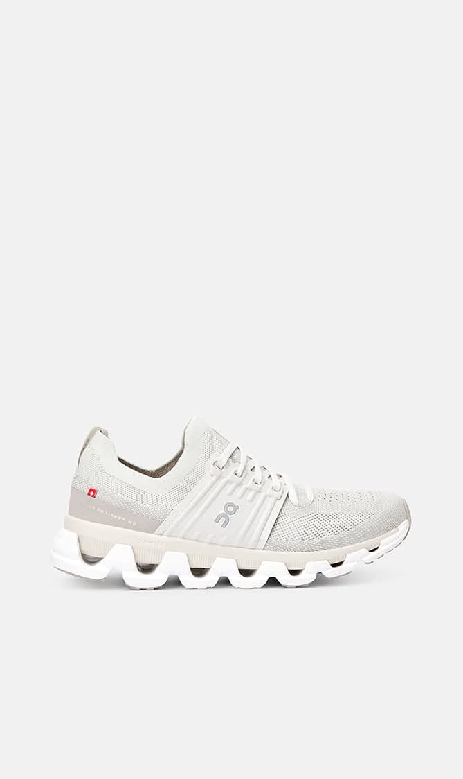 

On-running Beige Cloudswift 3 for Women | The Deal Outlet