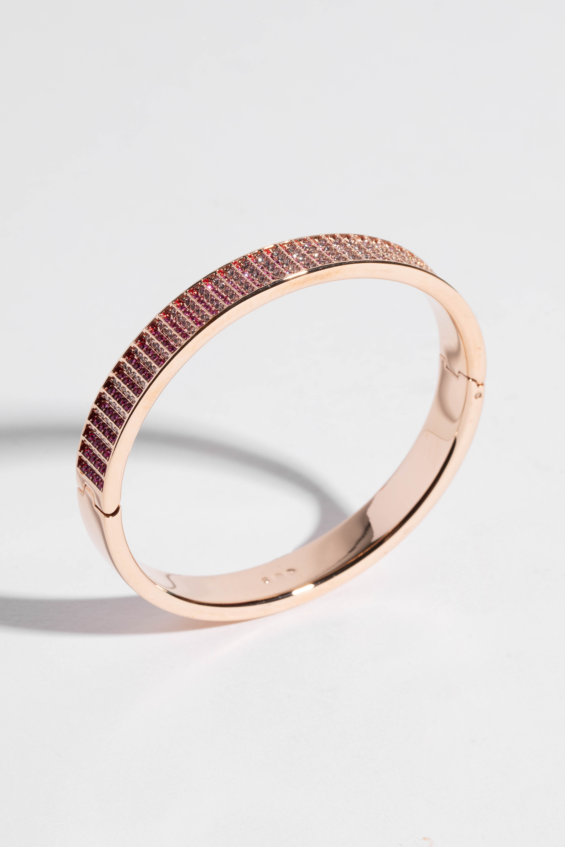 

SWAROVSKI Luxury Rose Gold Bangle