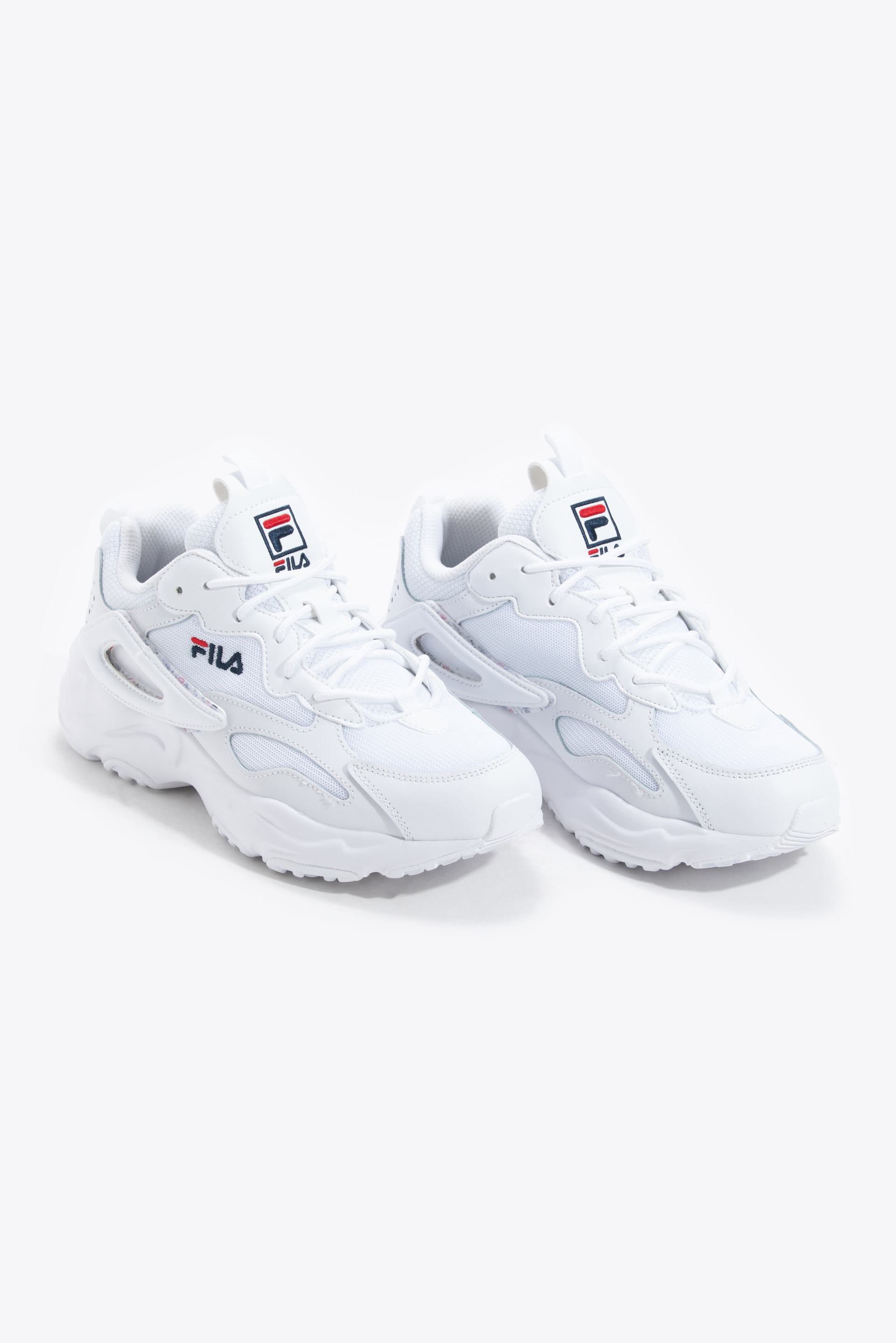 

Fila Ray Tracer Logo Reveal Sneakers