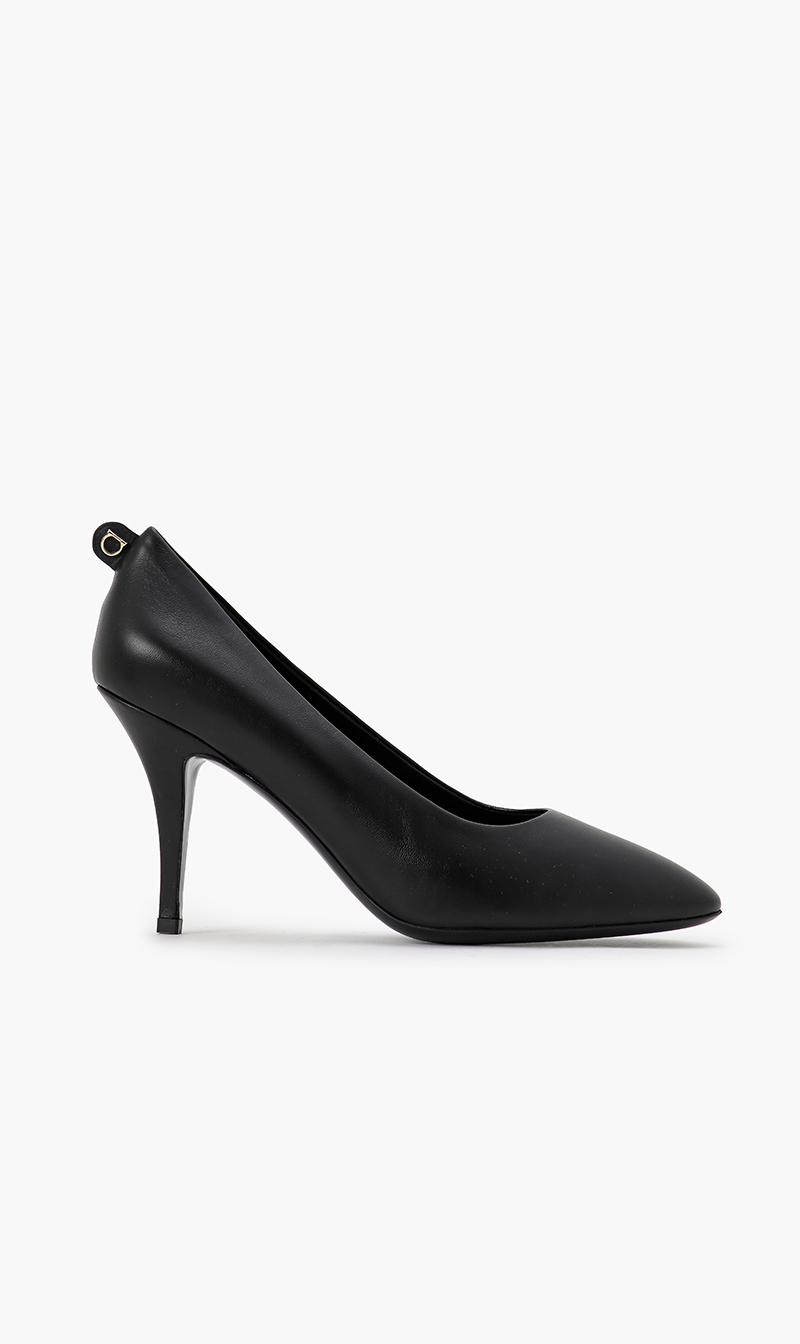 

Salvatore Ferragamo Ladies Black Leather Gancini Pumps