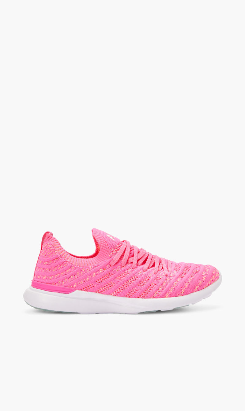 

Athletic Propulsion Labs Pink Wave for Women | The Deal Outlet