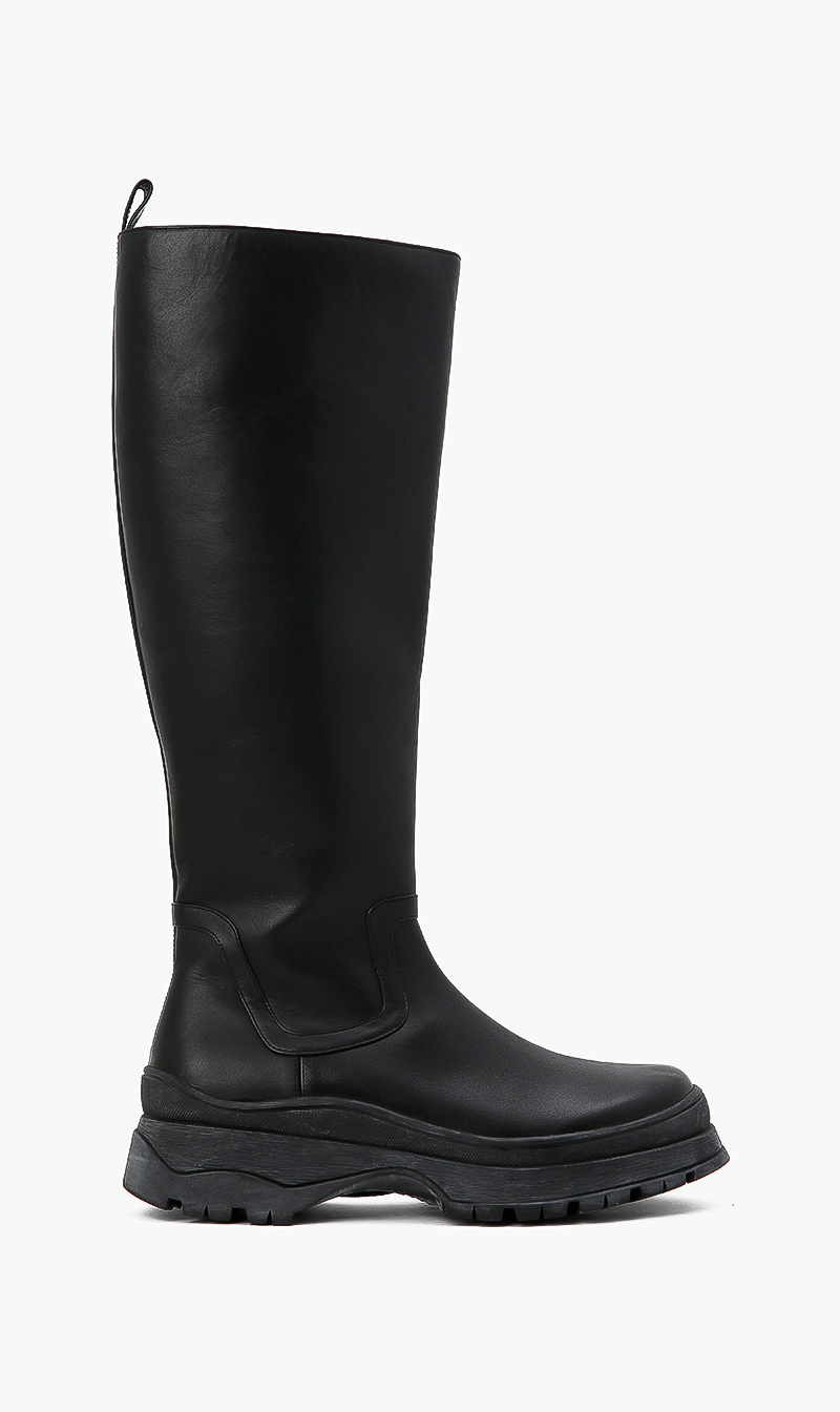 

Ball Tow Boots