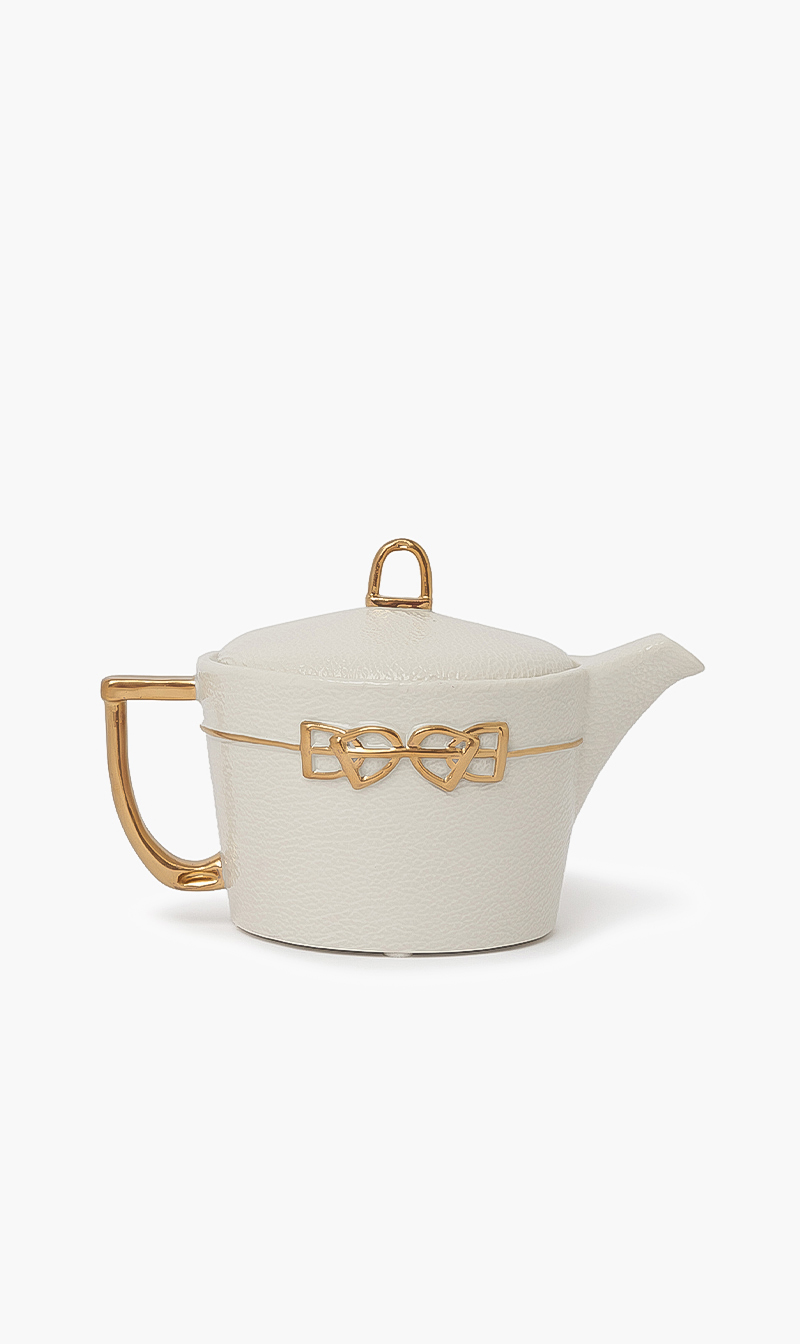 

Villari Dressage Teapot