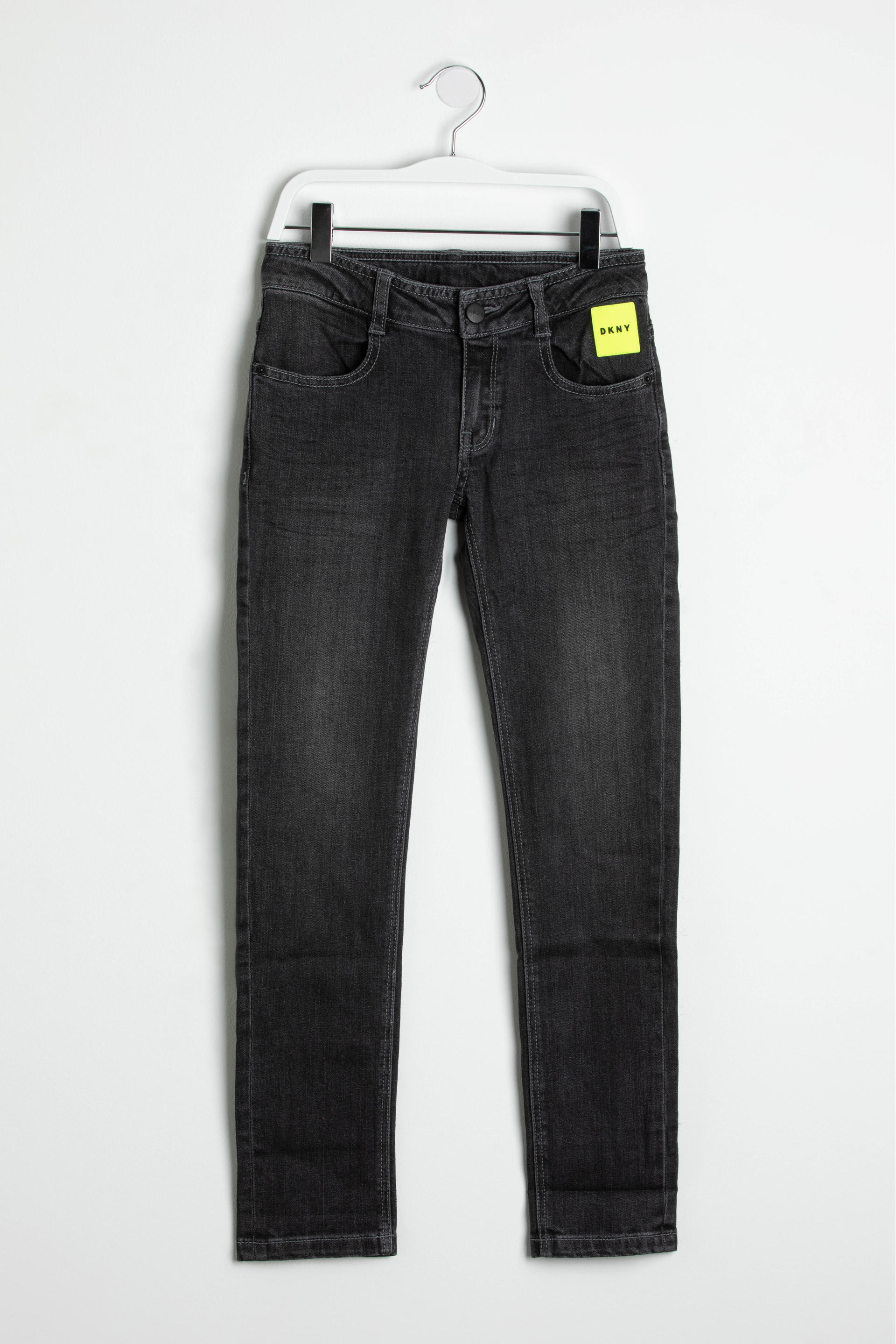 

DKNY Regular Fit Jeans