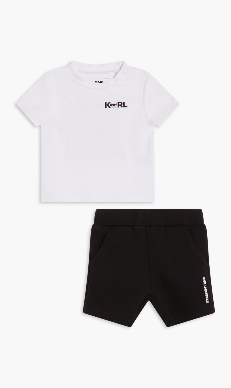 

T-shirt And Bermuda Shorts, White
