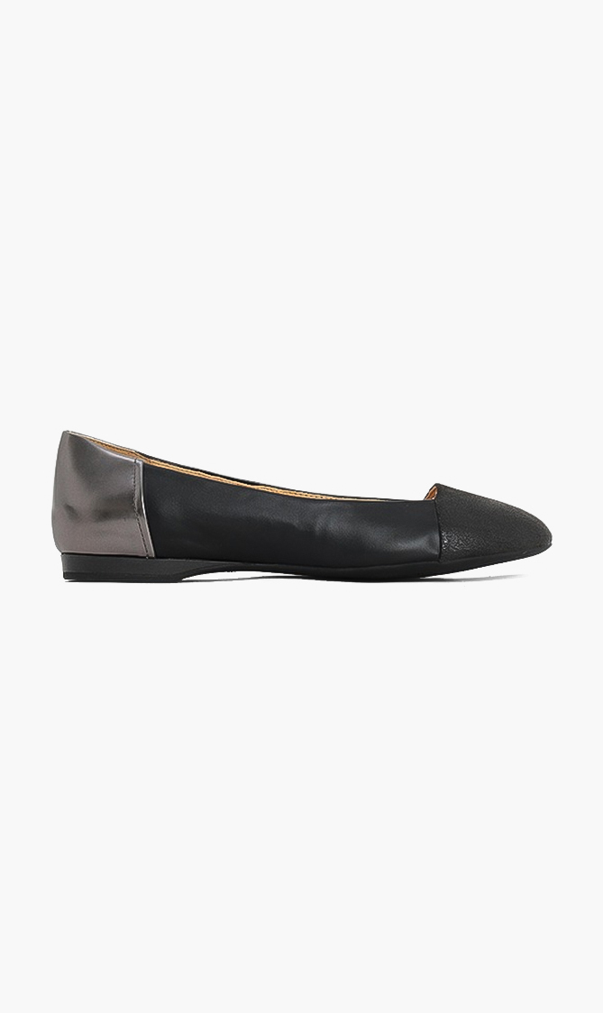 

Geox Lamulay Flats