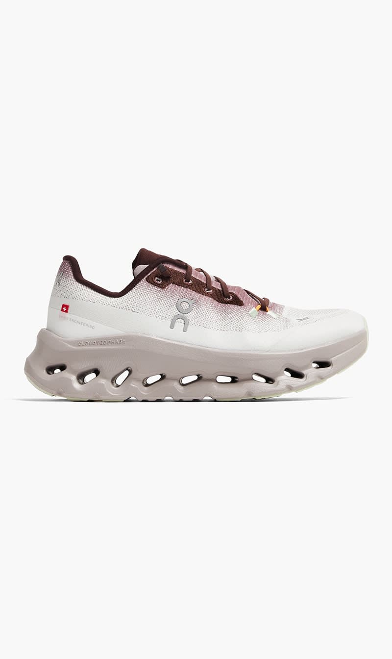 

On-running White Cloudtilt Sneakers for Women | The Deal Outlet