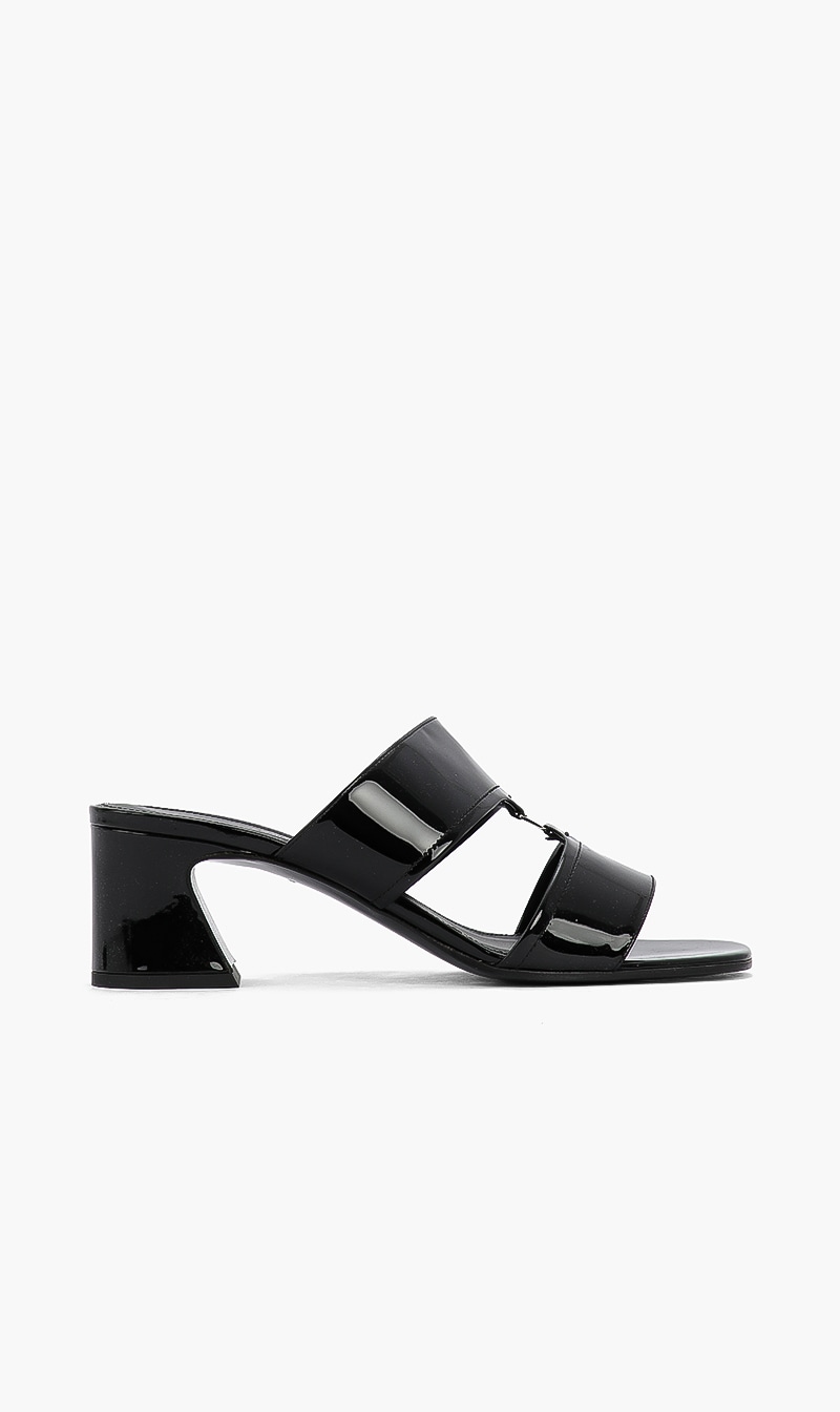 

Tot Sandals