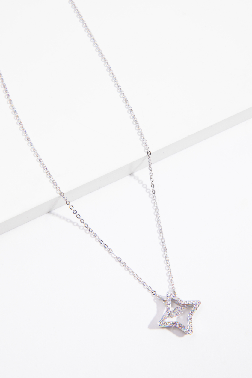 

SWAROVSKI Sparkling Dance Star Necklace