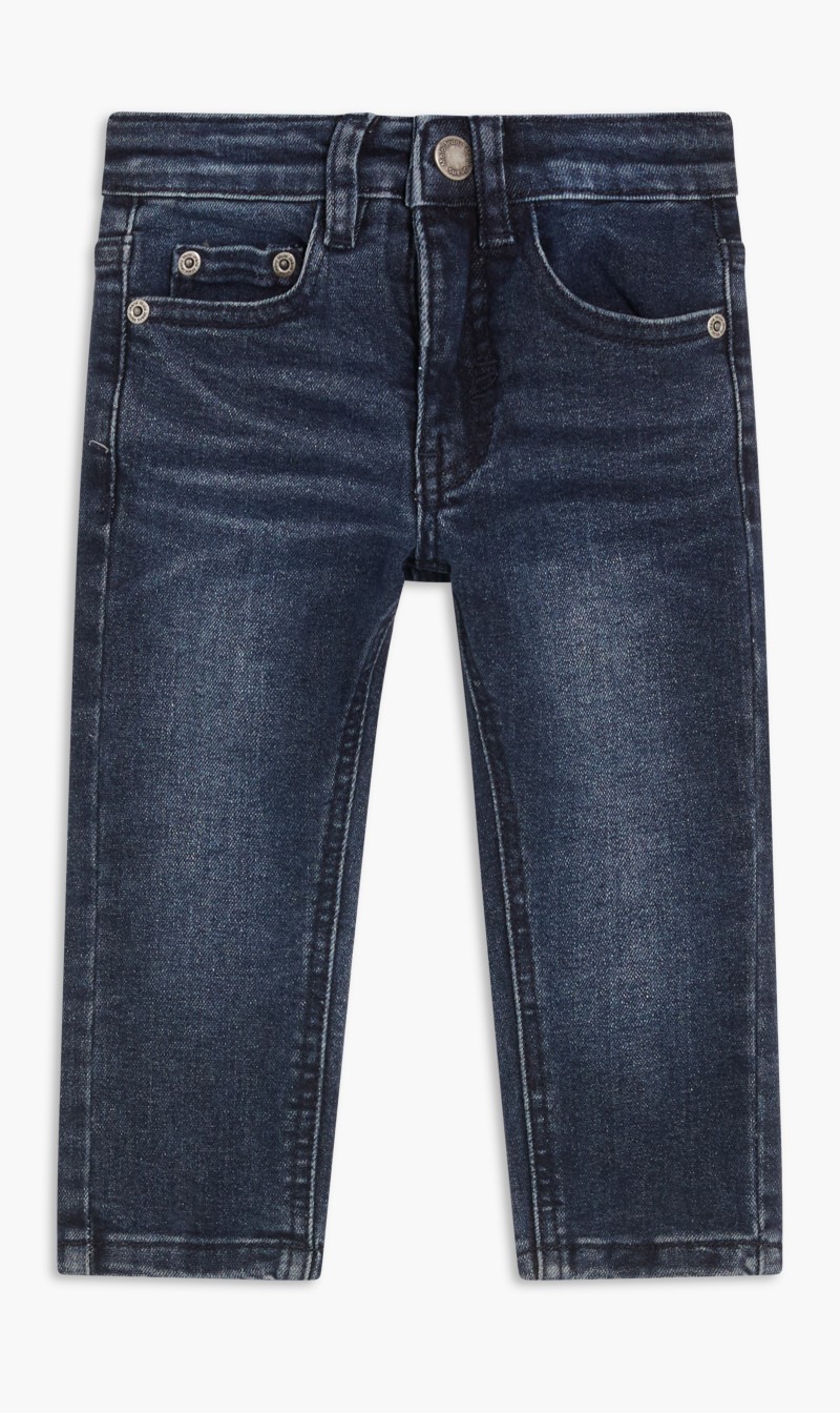 

Aksel, Blue