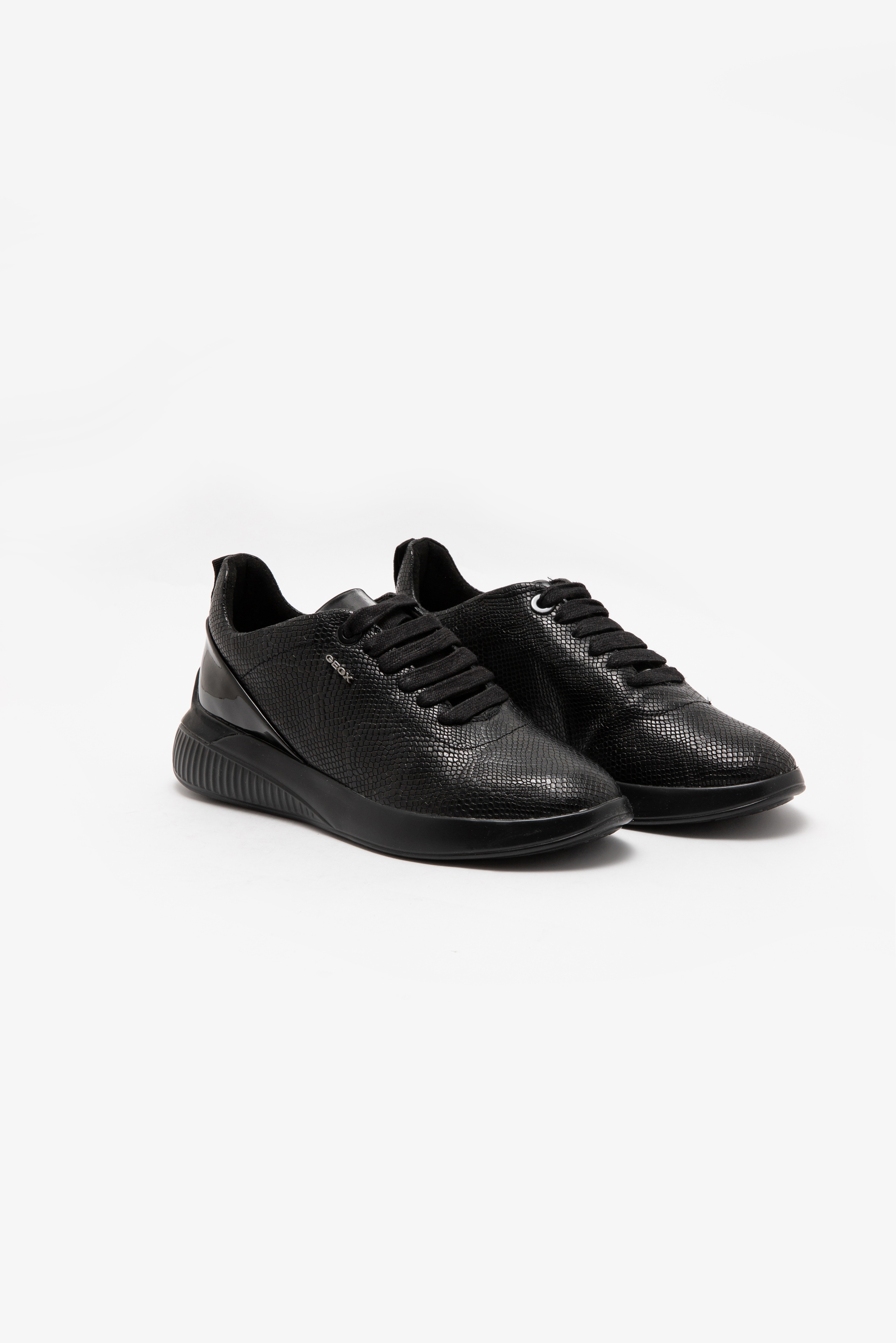 

Geox Theragon Leather Sneakers