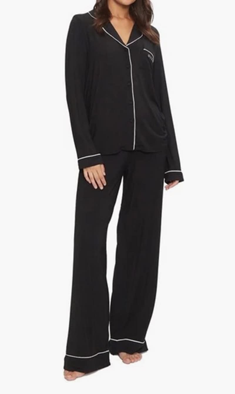 

Guess Black Carlyn Logo Regular Fit Buttoned Long Sleeve Pajama Set for Women | The Deal Outlet