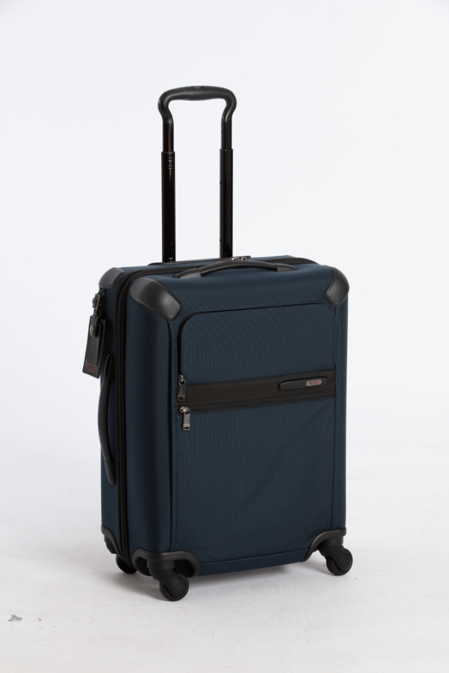 

Tumi Continental Expandable 4 Wheel Carry-on