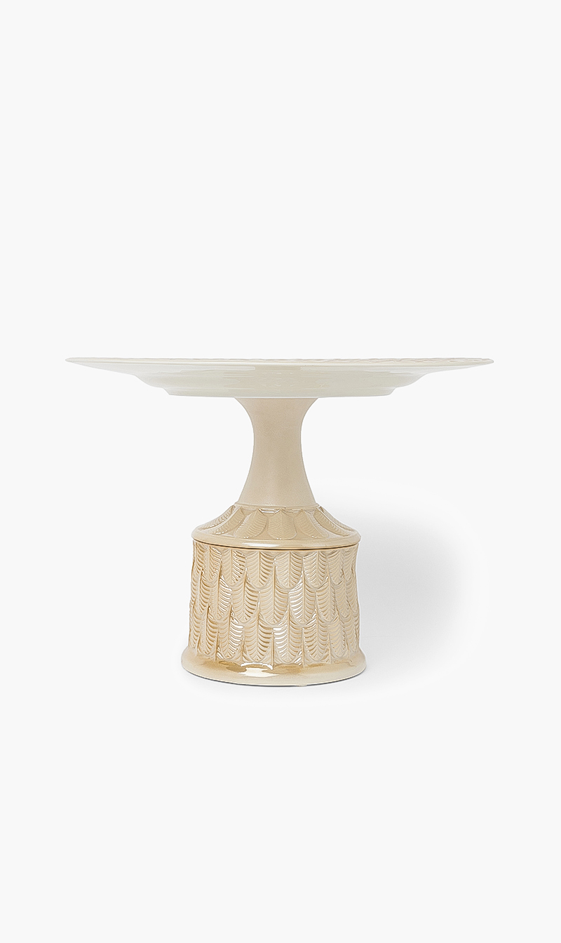 

Villari Peacock Medium Cake Stand
