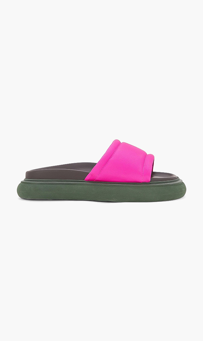 

Noah Padded Slide Sandals