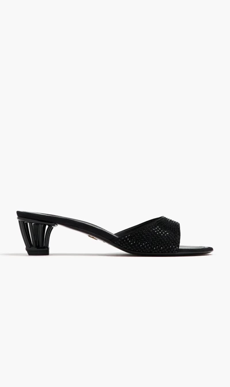 

Salvatore Ferragamo Black Ramilu 40 Cr for Women | The Deal Outlet