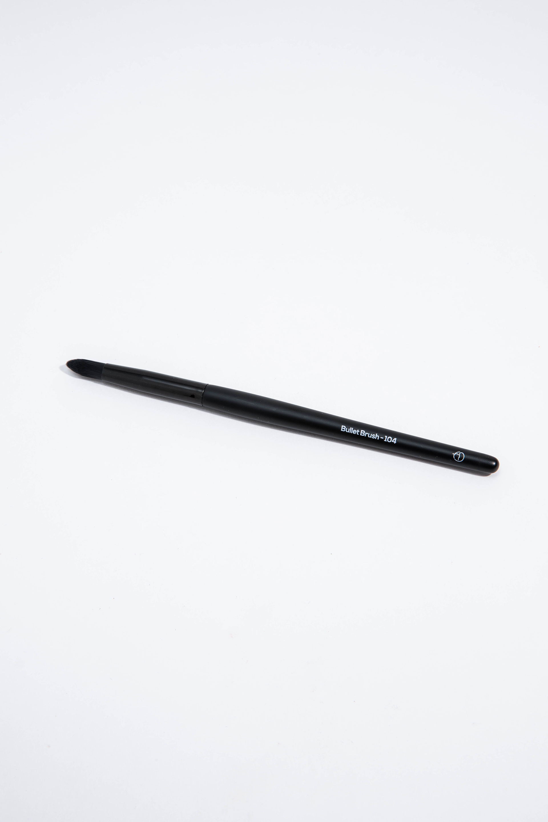 

Wow Beauty Forward Bullet Brush - 104