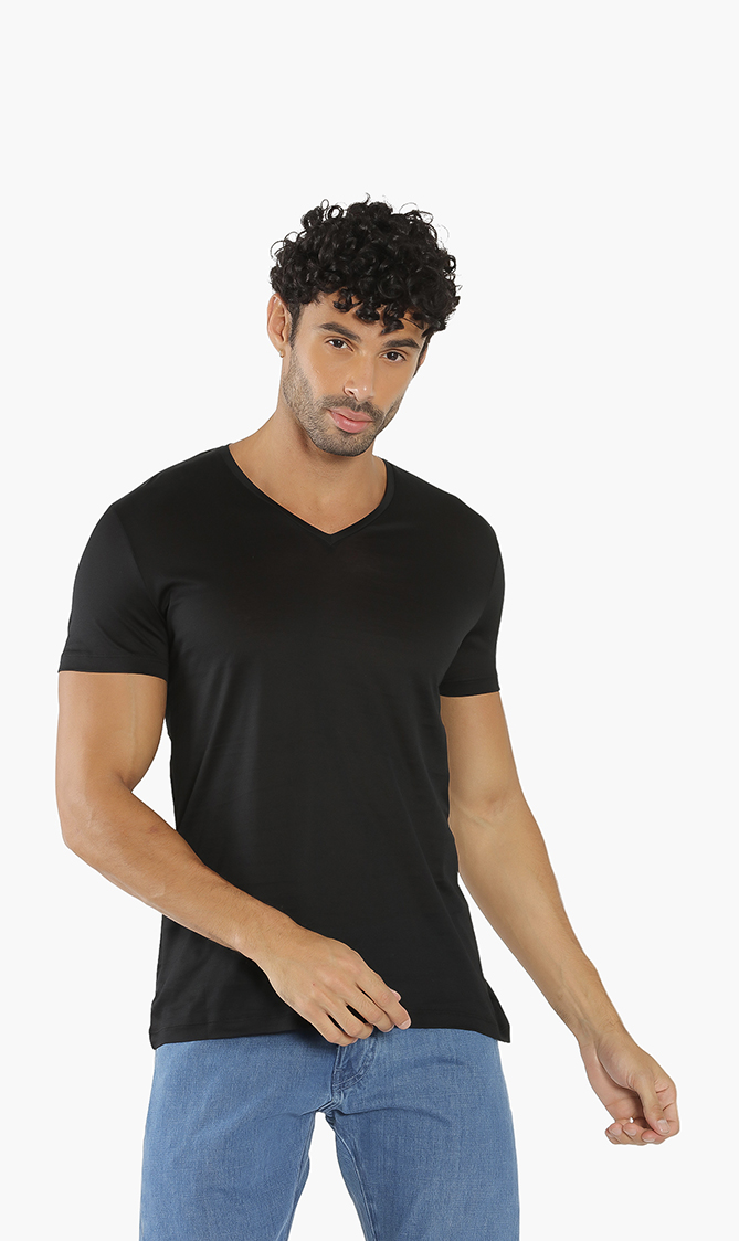 

Club V-neck Inner T-shirt, Black