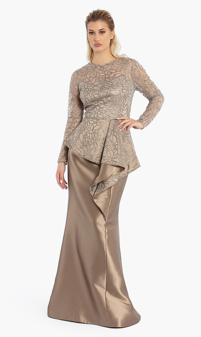 

Teri Jon Long Sleeves Lace Evening Gown