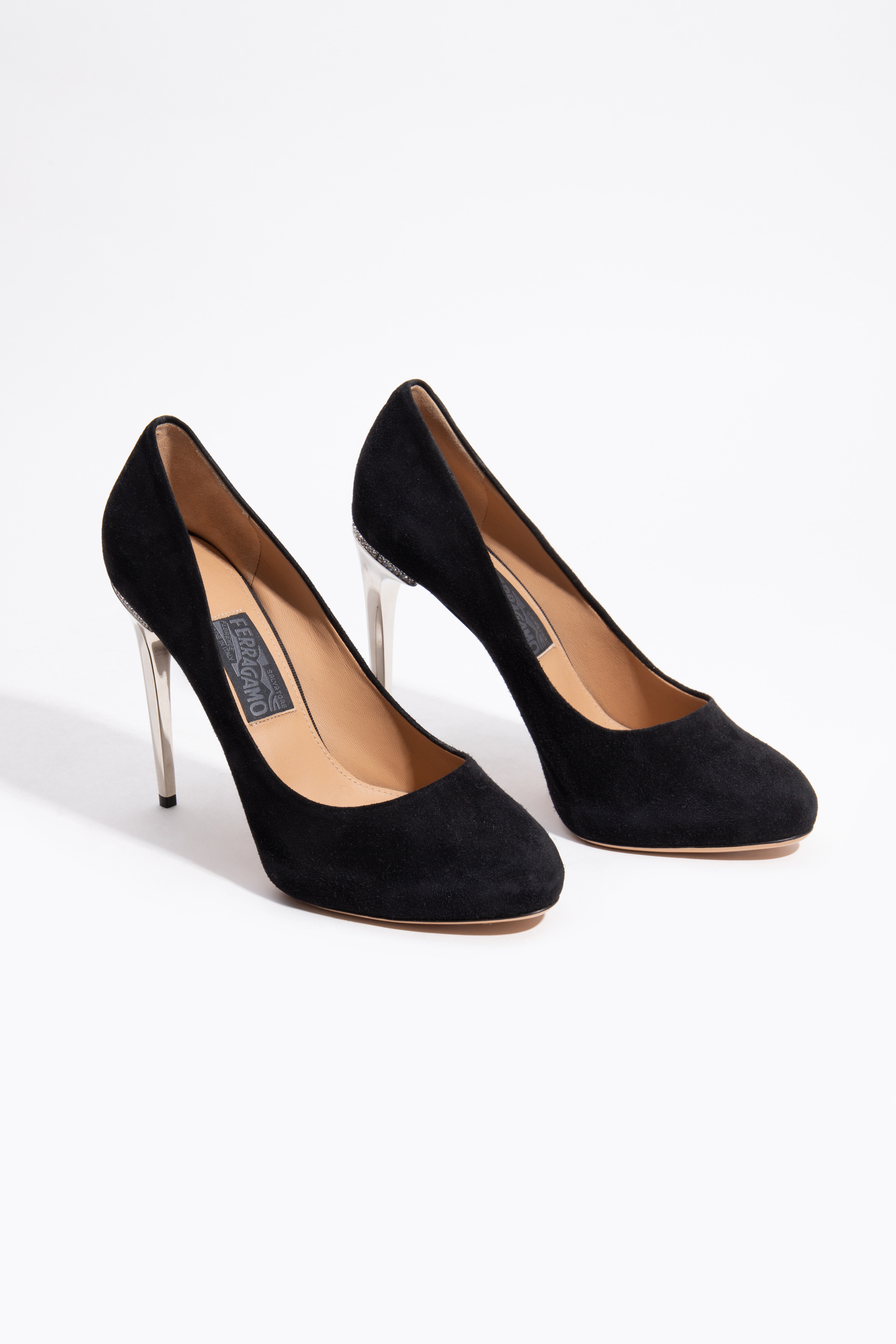 

Salvatore Ferragamo Lolita Suede Scarpin