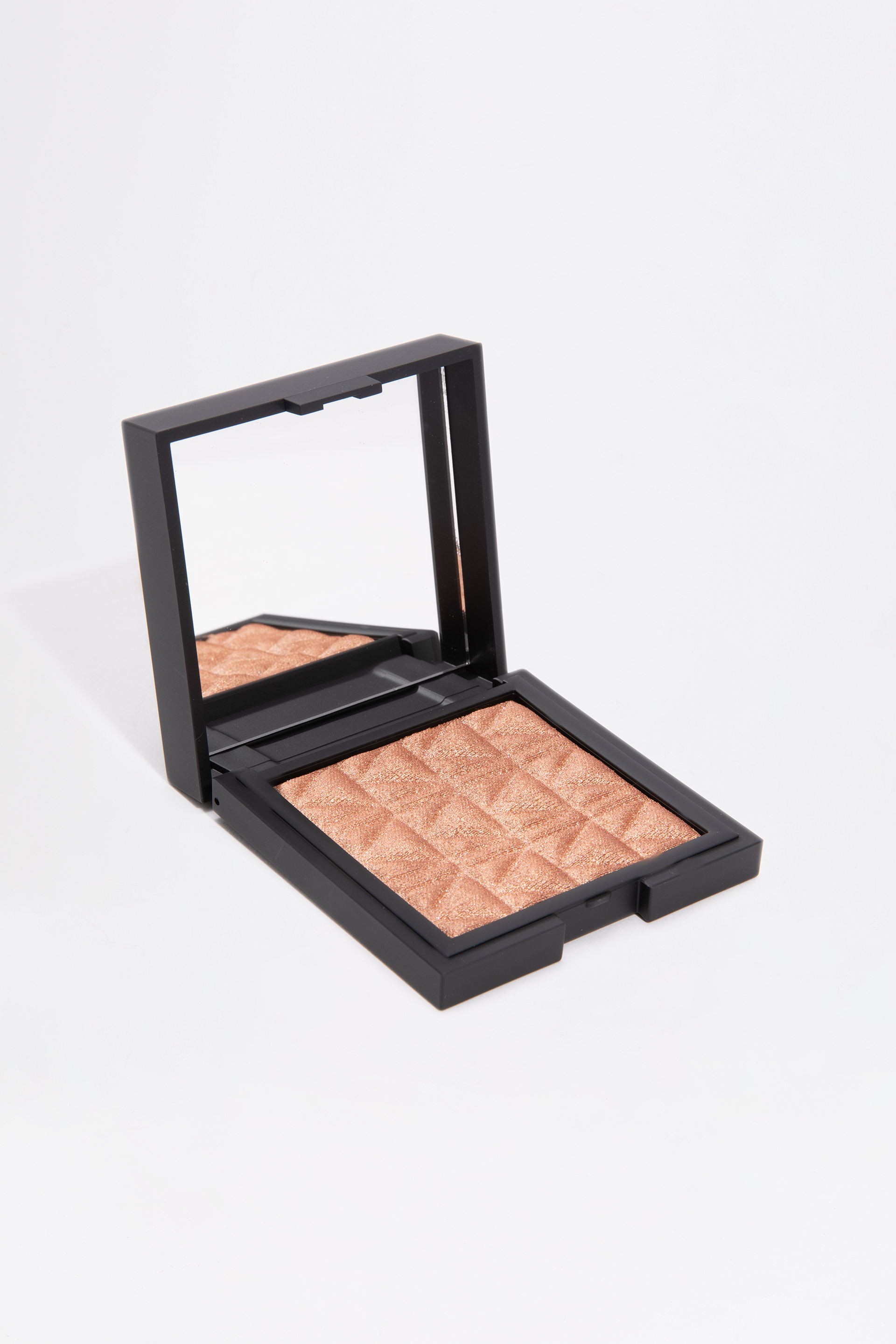 

Karl Lagerfeld Luxe Highlight & Glow, Nude Pink