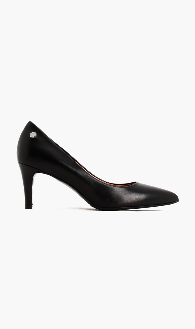 

Leather Pointy Toe Pumps, Black