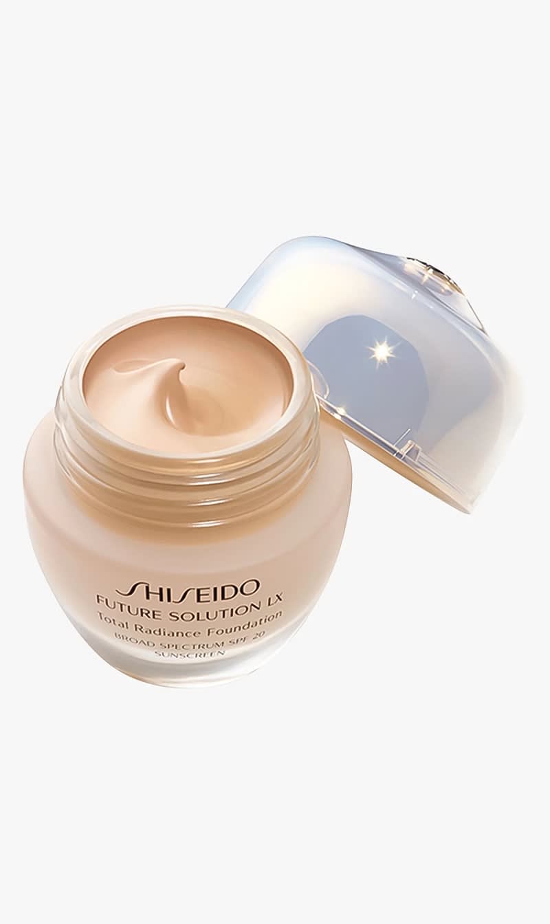 

Shiseido Others Future Solution Lx Total Radiance Foundation, N3 for Women | The Deal Outlet