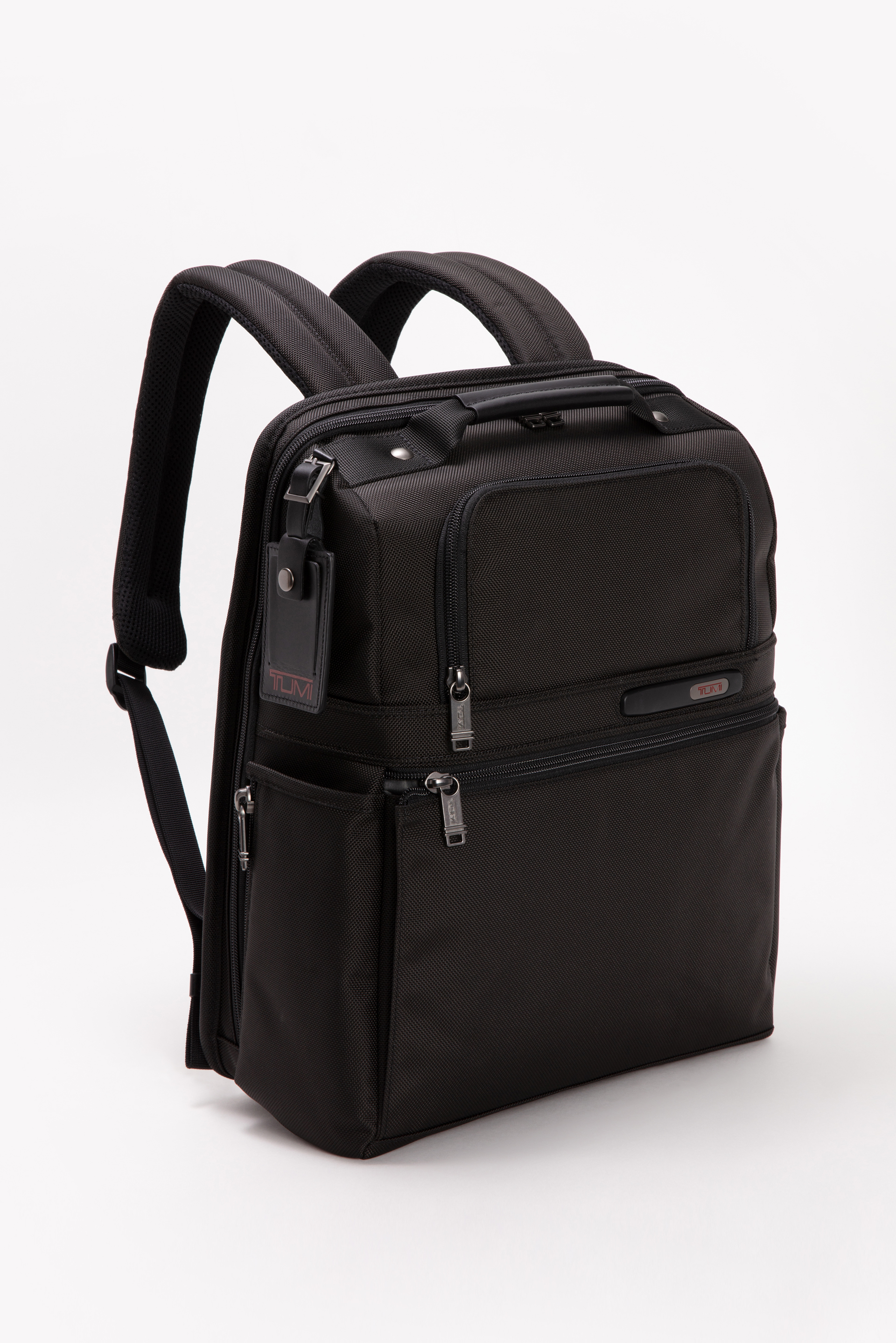 

Tumi Slim Solutions Briefcase Pack